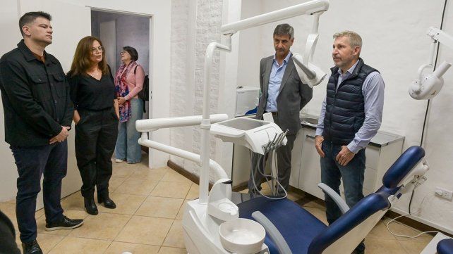 El gobernador Rogelio Frigerio dejó oficialmente inaugurado un nuevo consultorio odontológico de la Obra Social de Entre Ríos (OSER) en San José de Feliciano