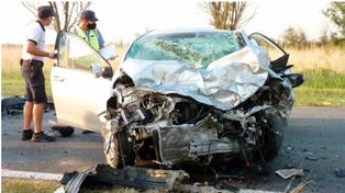 Seis muertos en un choque frontal entre dos autos en La Pampa