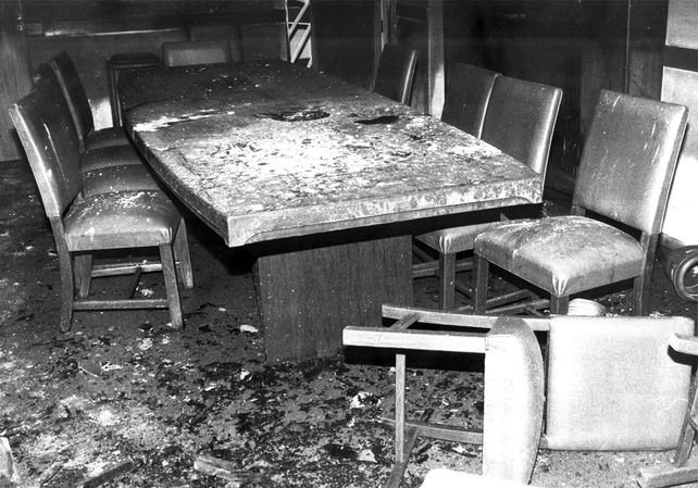 La historia se repite: hace 27 años, otro incendio intencional afectó la sede de Central