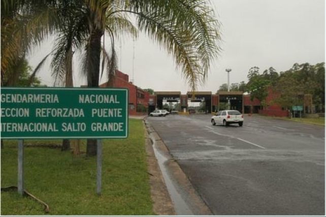 Contrabando: procesamiento y juicio por la aduana paralela