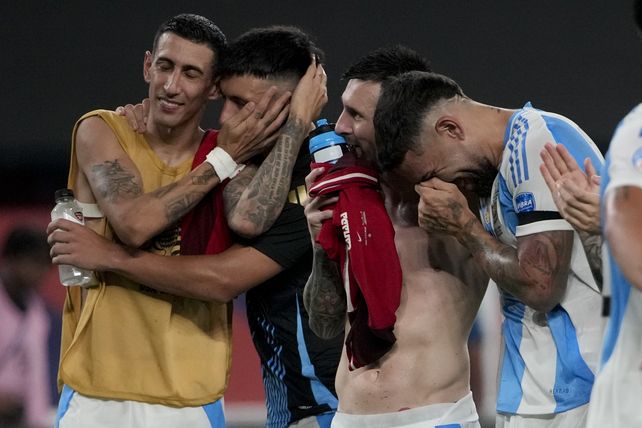 De la mano de Di María y Messi