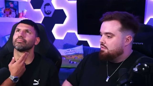 El Kun Agúero durante el vivo con el español Ibai Llanos.
