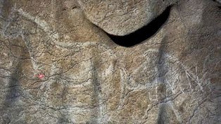 Hallan un tesoro rupestre en una cueva en el norte de la región vasca
