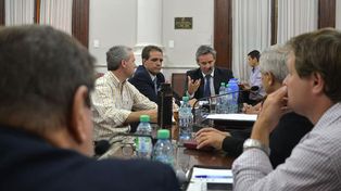 Diálogo fructífero. Los dos magistrados dialogaron sobre el funcionamiento de los dos juzgados. Foto: Mateo Oviedo.