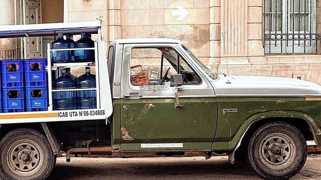 Un sodero se bajó a repartir un pedido y le robaron $50.000 de su camioneta