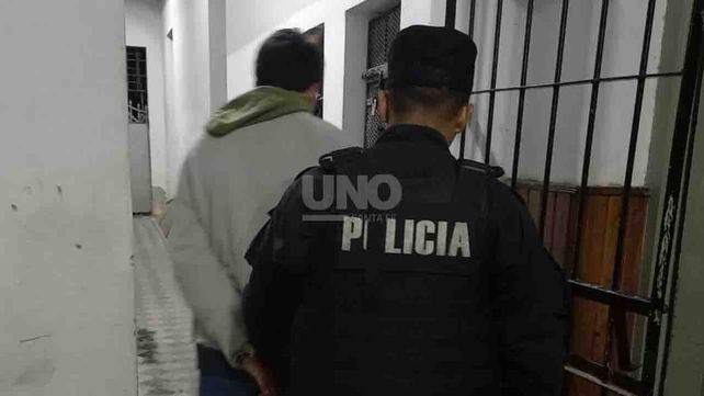 Quedó preso por robar una cámara que lo grabó al momento de sustraerla