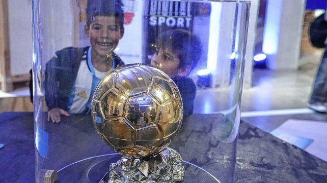 Santa Fe es sede de una muestra fotográfica inédita de Lionel Messi