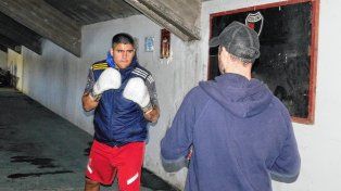 &nbsp;Chiquito Vergara, pupilo de Carlos Lemos, peleará el viernes 1° en la FAB.