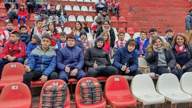 Unión Social llevó adelante otra acción en ocasión del último compromiso del equipo en condición de local.