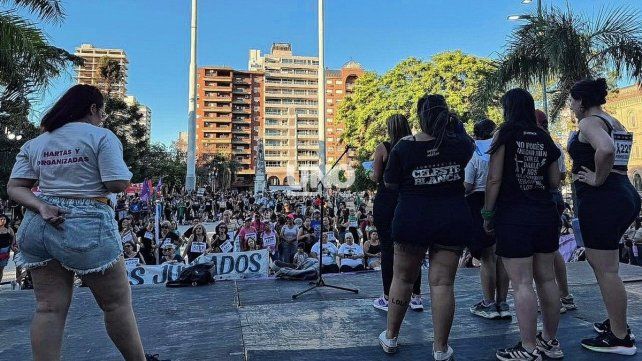 Santa Fe marchó contra la violencia de género: Que la vida no sea una carrera contra la muerte