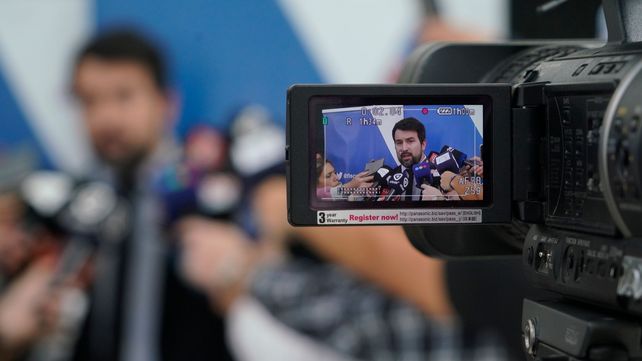 El fiscal Gastón Avila dio una rueda de prensa, brindó pormenores de la pesquisa e identificó a los principales sospechosos.