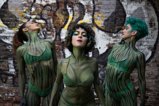 La China Roldán estrenó su primer videoclip