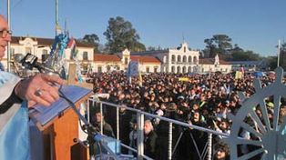 Bergoglio en Luj&aacute;n: El pueblo necesita aprender a escuchar y ser escuchado