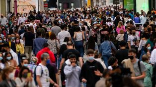 Cien países cierran sus fronteras por temor a la variante Delta