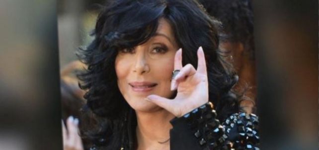 Aseguran que Cher tiene los días contados