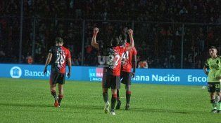 Qué chances tiene Colón de retener a Juan Pablo Álvarez