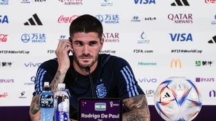 De Paul en una conferencia de prensa durante el Mundial Qatar 2022.