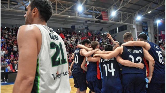 ¡HISTÓRICO! Atenas perdió con San Lorenzo y descendió en la Liga Nacional ¡HISTÓRICO! Atenas perdió con San Lorenzo y descendió en la Liga Nacional