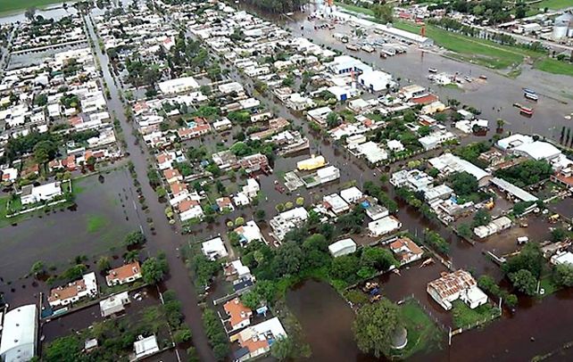 Se fueron todos. Vista aérea del pueblo de Idiazábal