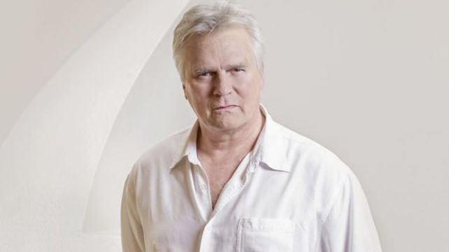 El protagonista de MacGyver, irreconocible