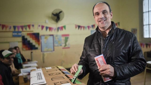 El candidato de Cambiemos votó en la ciudad de Santa Fe.