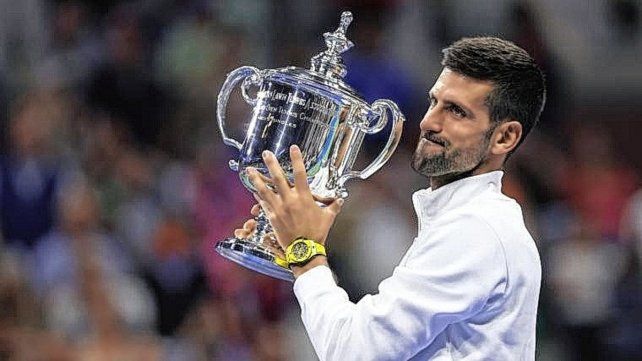 Nole Djokovic se impuso con autoridad sobre Daniil Medvedev.