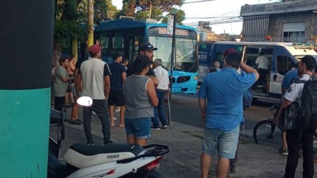 El chofer del interno 122 de la línea K del transporte urbano de pasajeros fue baleado este jueves a la tarde en Mendoza y México.