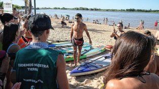 Deportistas realizaron una jornada de conciencia ambiental y limpieza.