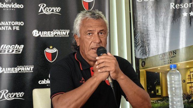 El DT de Colón no apareció en la conferencia de prensa a la que había convocado el club para este domingo. El DT de Colón no apareció en la conferencia de prensa a la que había convocado el club para este domingo.