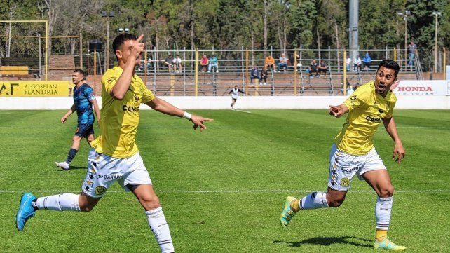 Flandria ganó y sueña con seguir en la Primera Nacional