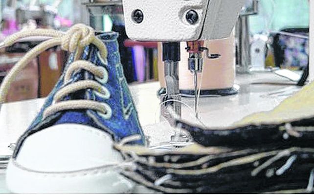 Últimos pasos. &nbsp;La industria de calzado para bebés Primeros pasos de Zavalla cerró a principios de mes y despidió a sus 15 trabajadores.