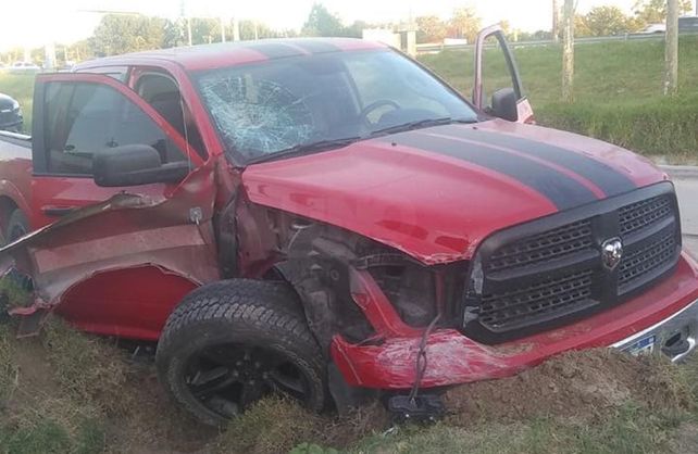 Video: la temeraria carrera del abogado que chocó tres autos