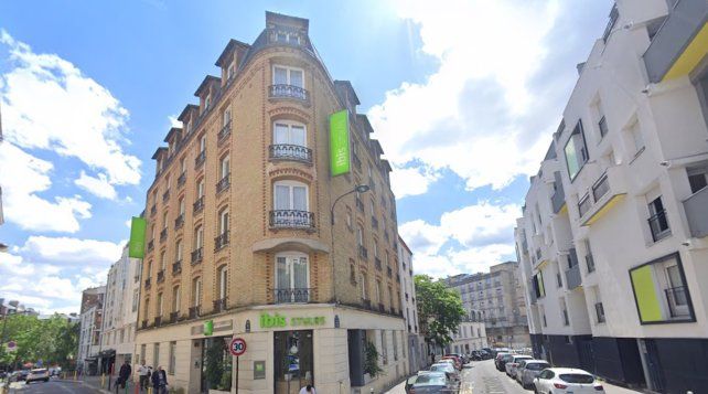 El hotel parisino donde ocurrió la tragedia.