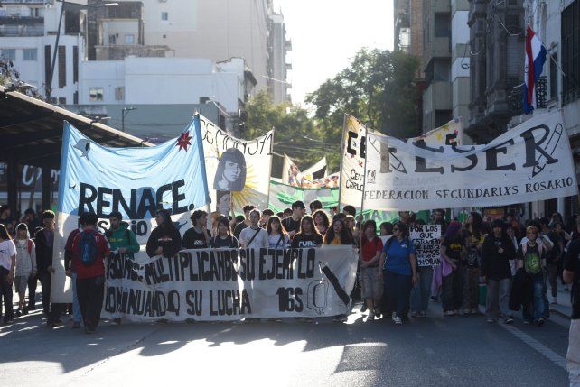 Rosario se movilizó para conmemorar el 50º aniversario de la Noche de los Lápices