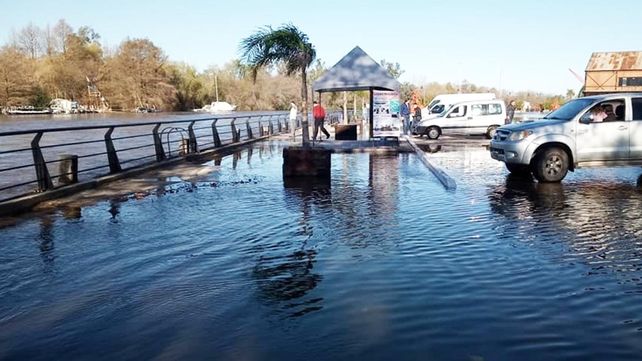 Mandan ayuda a los evacuados de Gualeguaychú