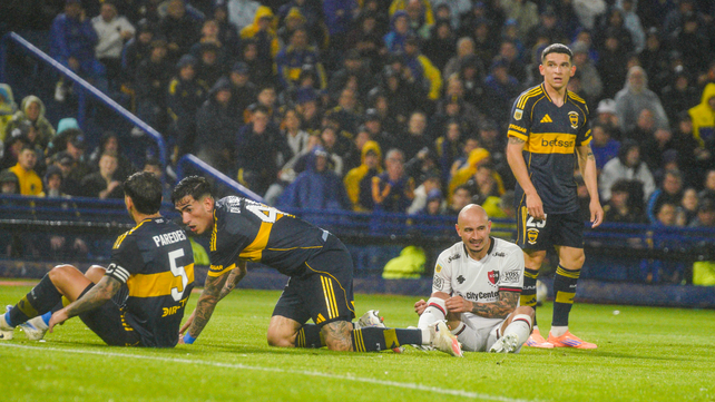 Cocoliso González sufrió un golpe durante el partido entre Newells y Boca en la Bombonera.
