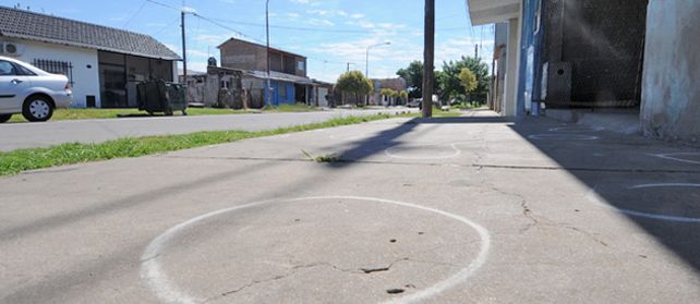 Las huellas de las balas donde finalmente quedó malherido Juan Pablo Colazo