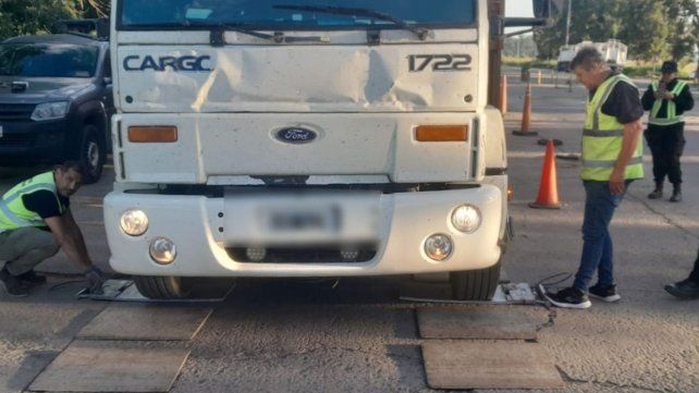 Santa Fe Pesa: detectaron más de 1.600 toneladas de exceso de carga en rutas santafesinas durante 2026