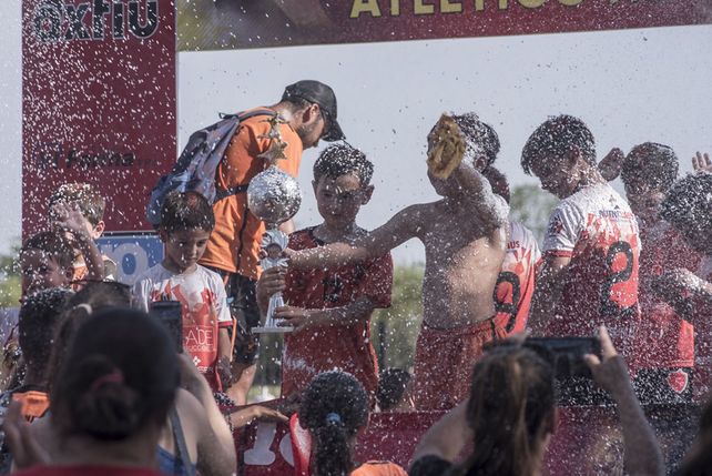 Los chicos disfrutaron del Torneo Neupín en el predio de Altos del Paracao