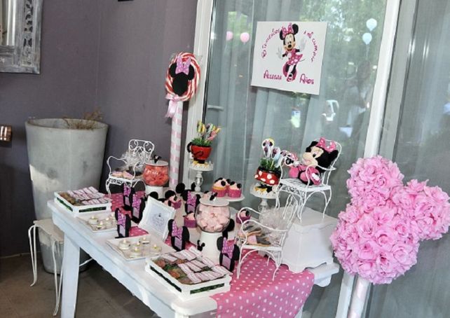 El cumpleaños de Allegra, la hija de Nicole Neumann y Cubero