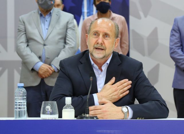 Reabren bares, negocios y gimnasios; los autos particulares podrán circular hasta las 20