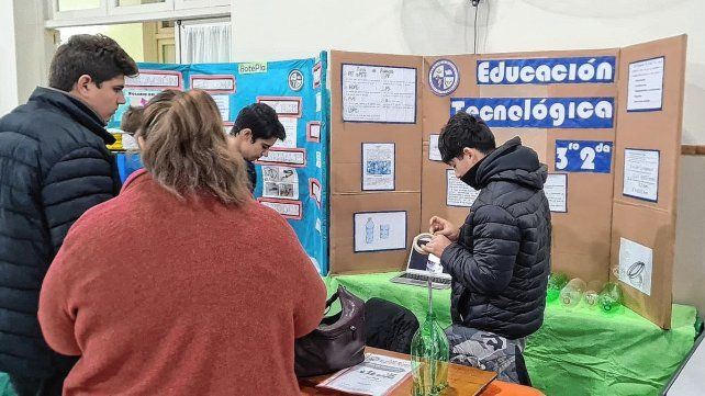 El trabajo de impresiones 3D sin límite de los alumnos de la EET Nº1 Dr. Osvaldo Magnasco de Rosario del Tala fue seleccionado para instancia nacional de Ferias de Educación