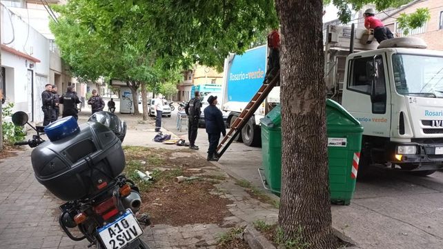 Paro sorpresivo de los recolectores de residuos en el centro y macrocentro de Rosario