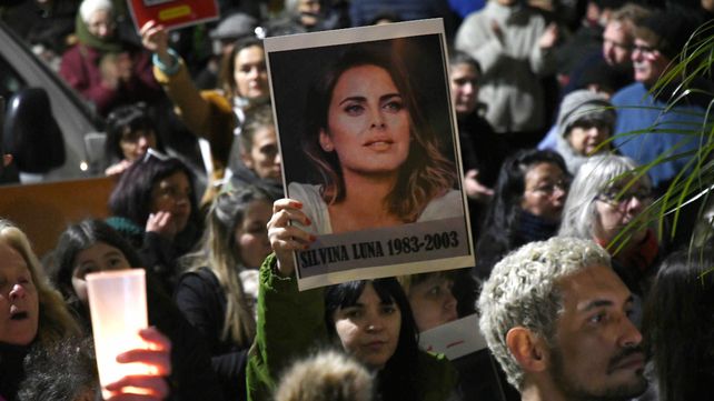 Varias figuras mediáticas participaron de la marcha contra Lotocki