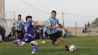Sportivo Urquiza y Peñarol en un duelo disputado por la liga paranaense en 2023.