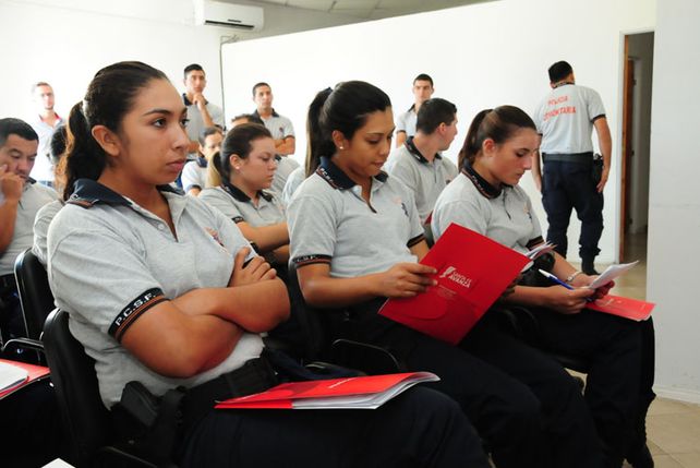La provincia incorpora 1130 policías comunitarios