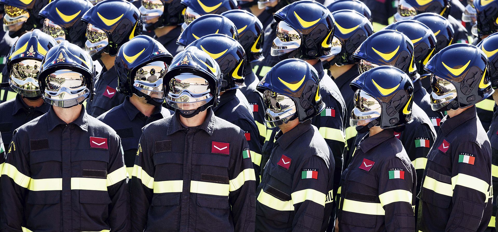 Los bomberos hacen fila durante una ceremonia de juramento en Roma, el jueves 12 de octubre de 2023. (Roberto Monaldo/LaPresse vía AP) Los bomberos hacen fila durante una ceremonia de juramento en Roma, el jueves 12 de octubre de 2023. (Roberto Monaldo/LaPresse vía AP)