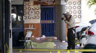 Dos muertos y al menos 20 heridos en un tiroteo frente a una sala de conciertos en Miami