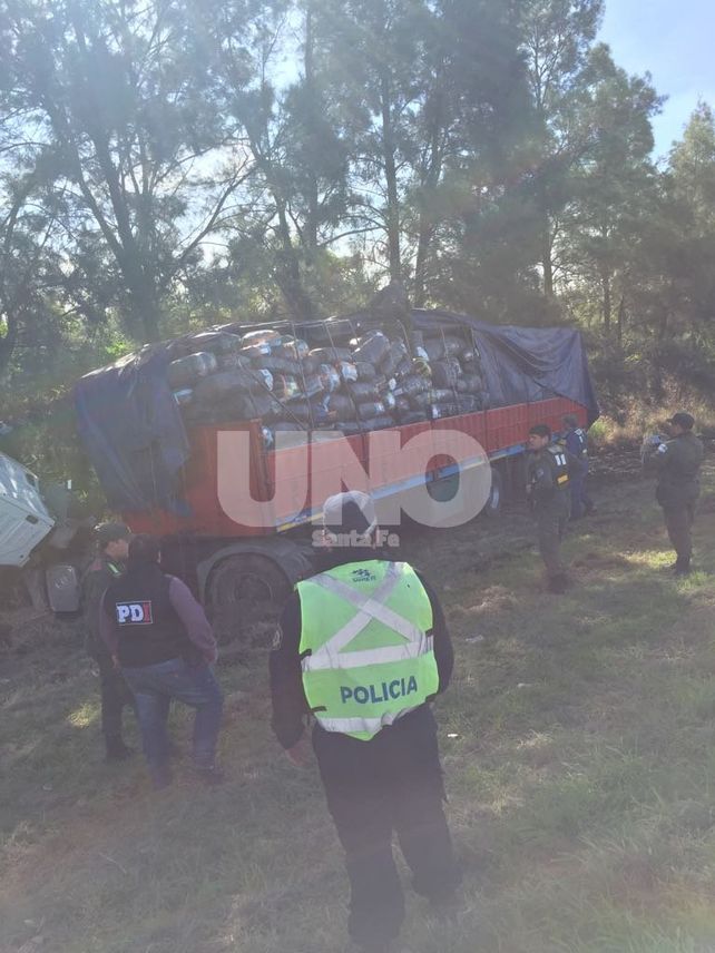 Persiguieron a un camión más de 150 kilómetros y le secuestraron mercadería valuada en millones de pesos