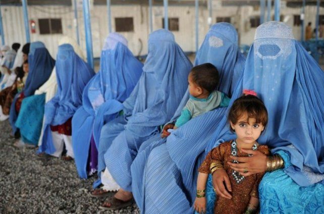 Talibanes: quiénes son, por qué gobiernan Afganistán y qué les espera a las  mujeres